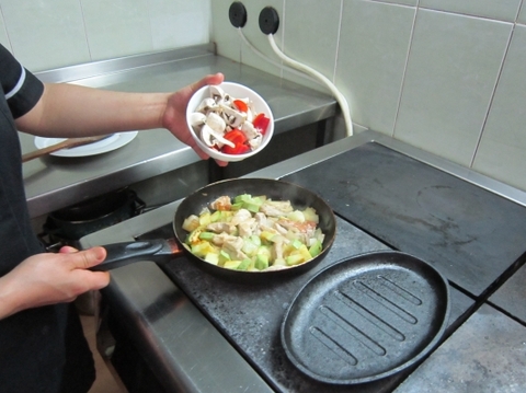 Мясная сковородка