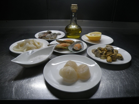 Полезный и постный салат из морепродуктов