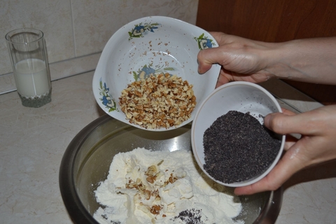 Печем маковники с орехами